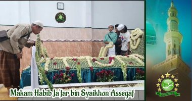 Habib Ja'far bin Syaikhon Assegaf "Al-Qur'an Berjalan" 1 Makam Habib Ja'far bin Syaikhon Assegaf Pasuruan